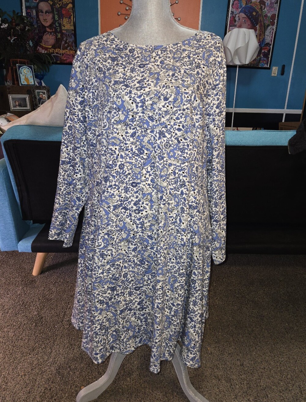 Old Navy US Women's Size XL Blue and White Boho Floral Long-Sleeve Shift Dress